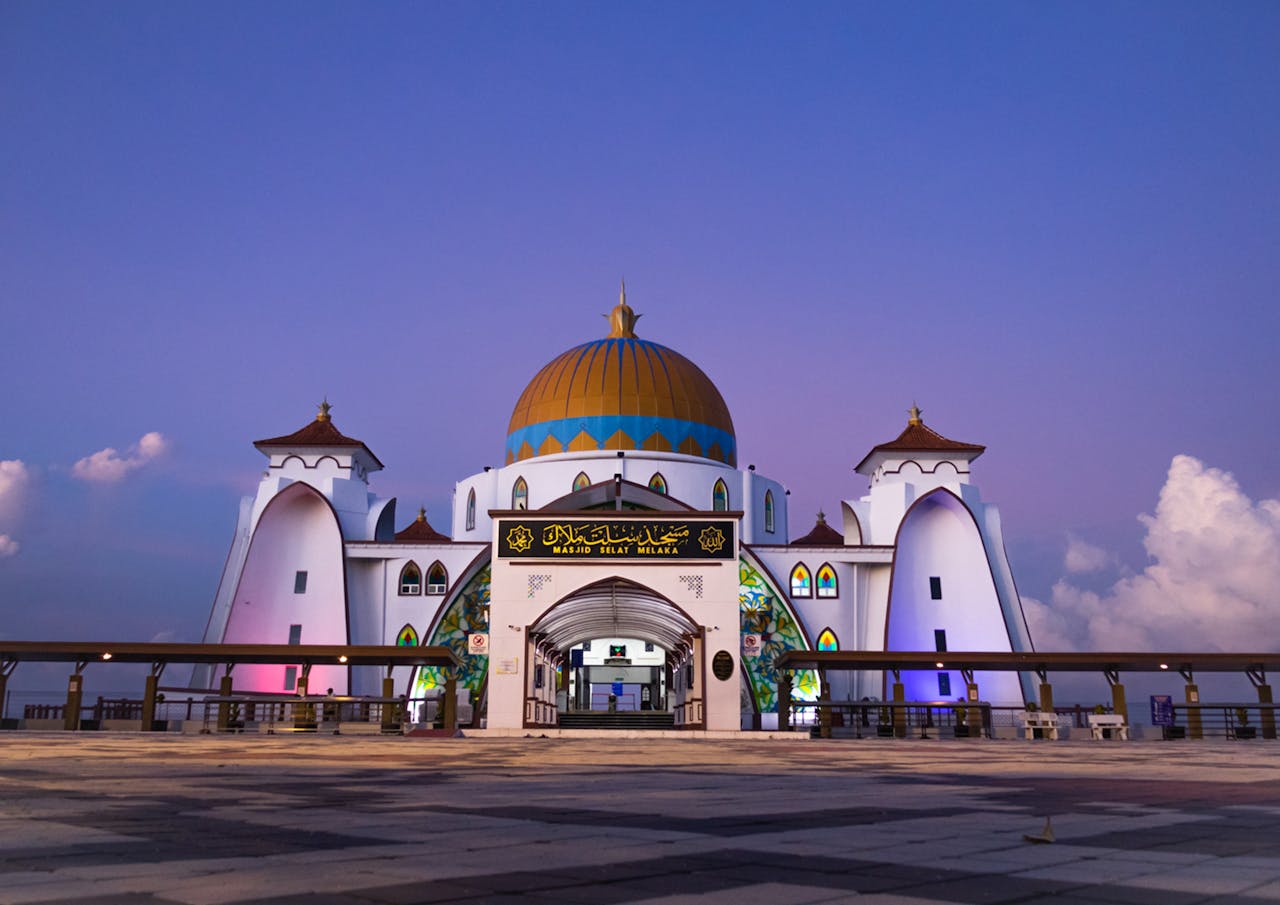 about-03 pexels-photo-35045031.jpeg